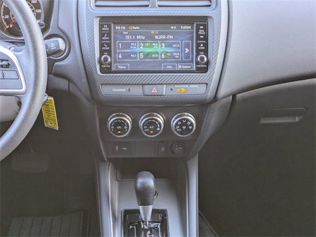 Used 2025 Mitsubishi Outlander Sport ES image 17
