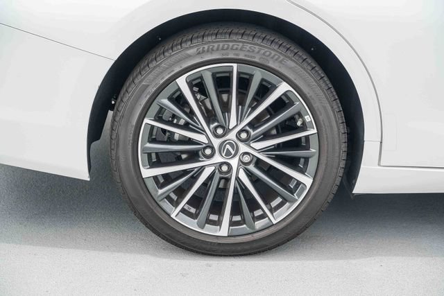 Used 2025 Lexus ES 300h w/ Premium Package FWD image 19