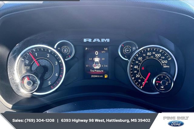 Used 2024 RAM 3500 Big Horn w/ Sport Appearance Package image 15