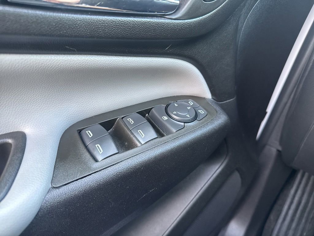 Used 2023 Chevrolet Equinox LS w/ LS Convenience Package AWD/4WD image 27