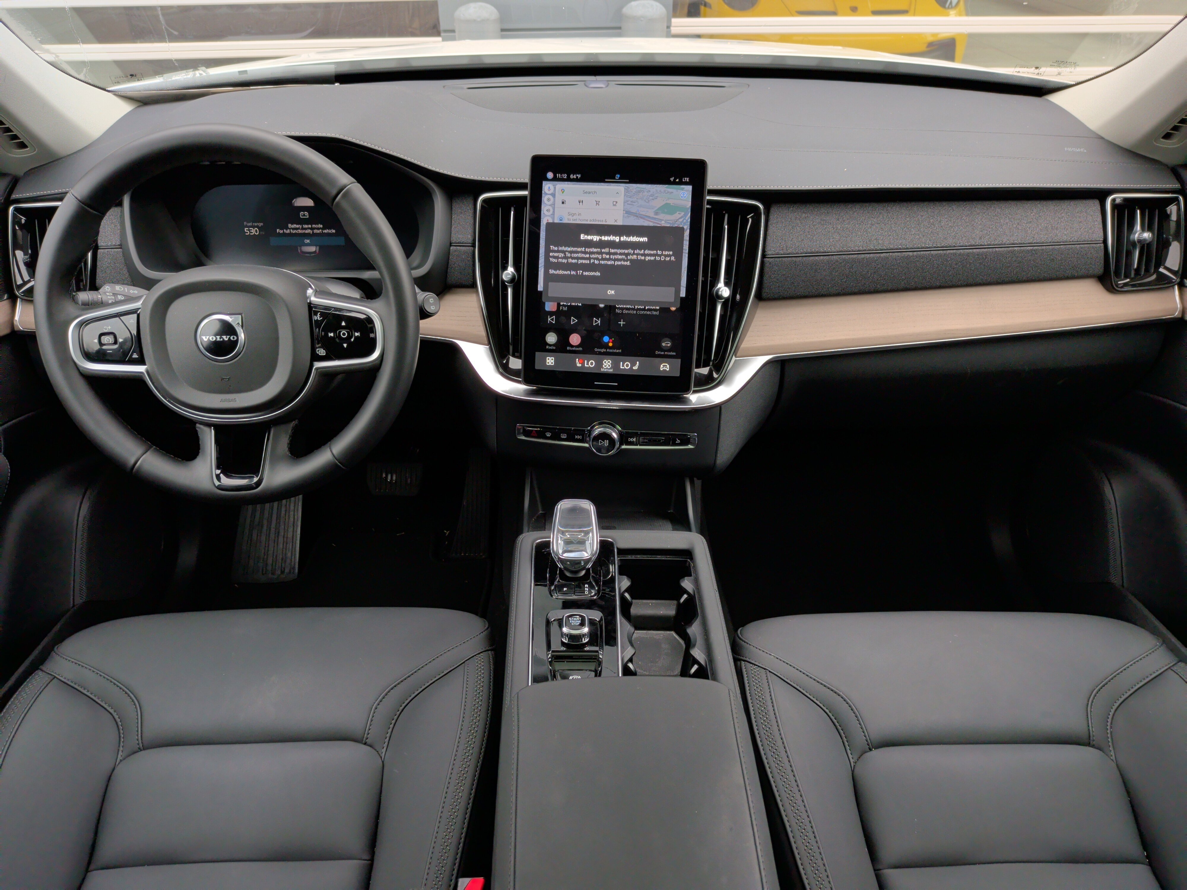 Used 2025 Volvo XC90 B6 Plus image 19