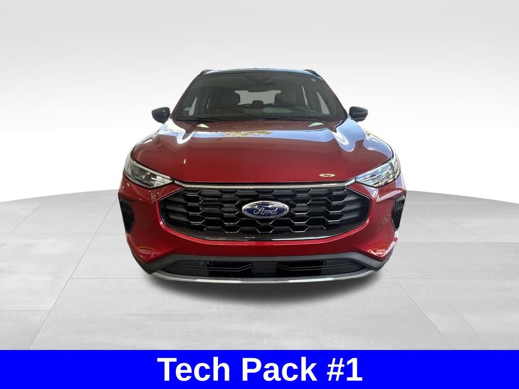 Used 2025 Ford Escape ST-Line w/ Equipment Group 301A image 9