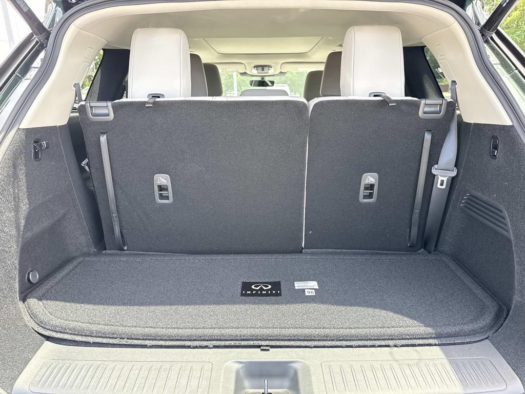 New 2027 INFINITI QX60 Luxe w/ Cargo Package AWD/4WD image 22