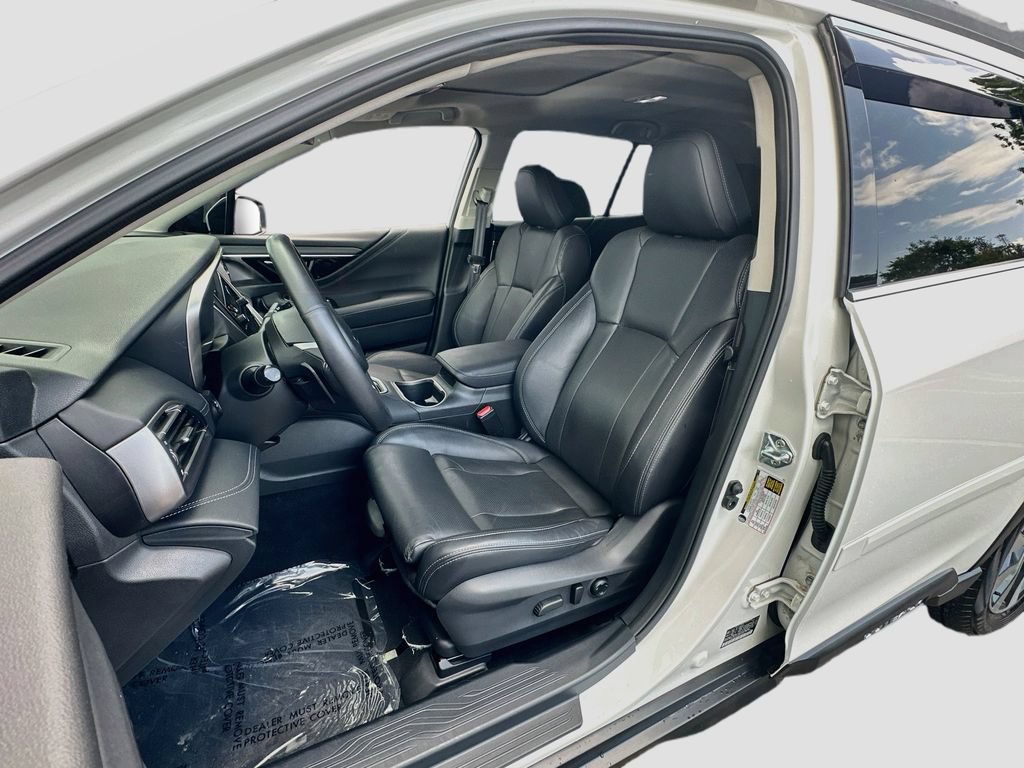 Used 2025 Subaru Outback Touring XT AWD/4WD image 22