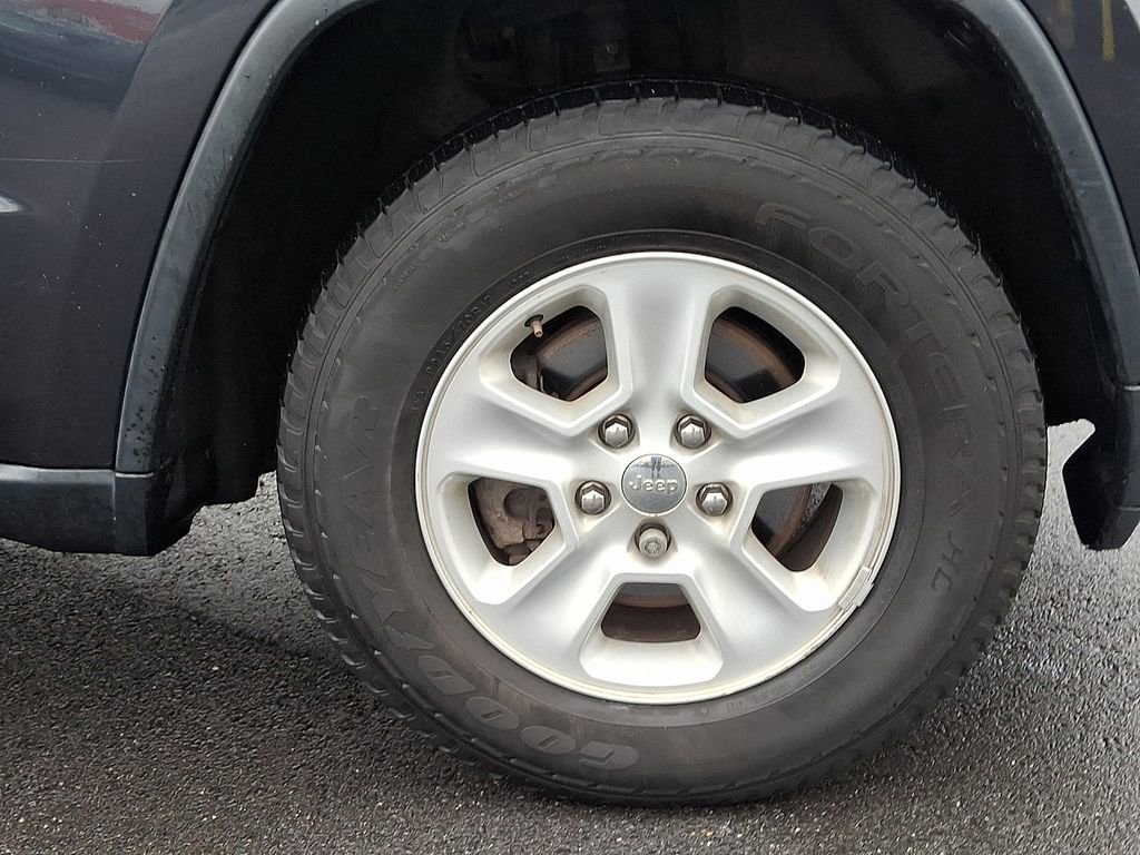 Used 2015 Jeep Grand Cherokee Laredo w/ Quick Order Package 23E image 8