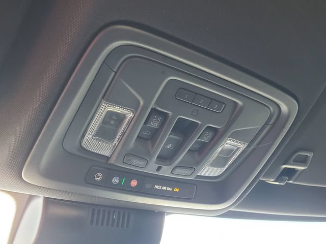 Certified 2025 Chevrolet Silverado 1500 High Country w/ Technology Package AWD/4WD image 38