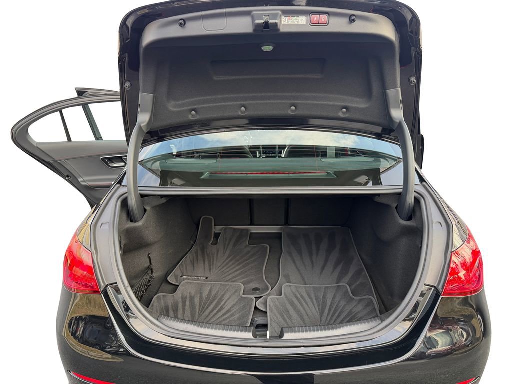 Used 2025 Mercedes-Benz C 43 AMG 4MATIC Sedan image 19