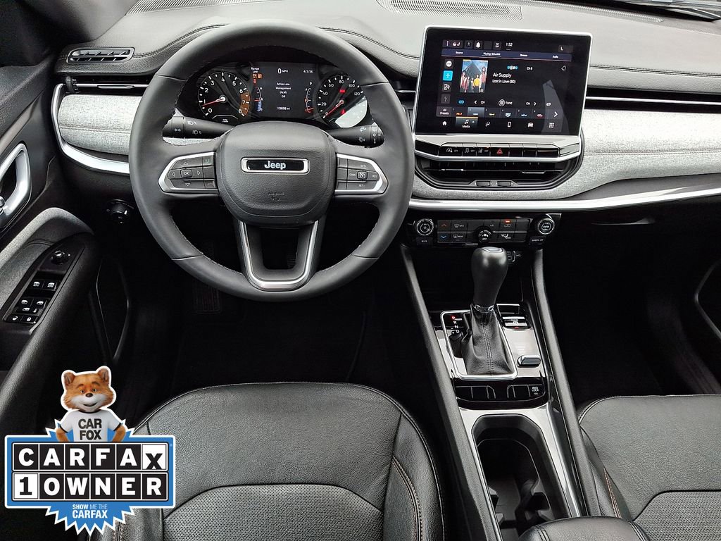 Used 2023 Jeep Compass Latitude image 12