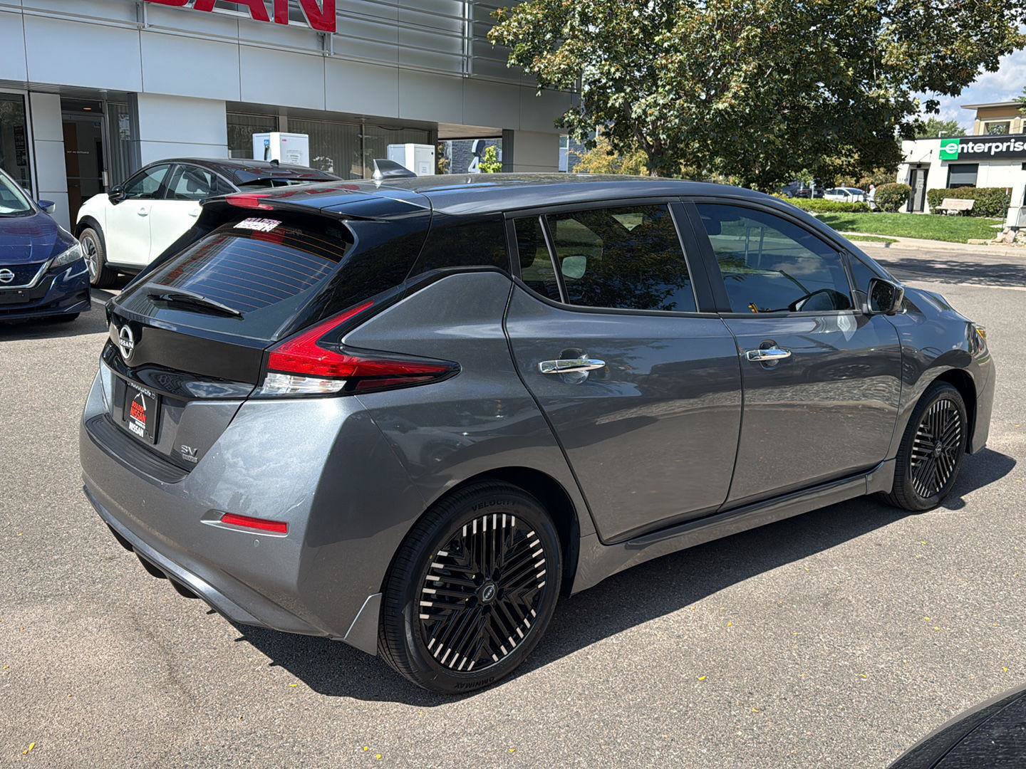 Certified 2025 Nissan Leaf SV Plus FWD image 8