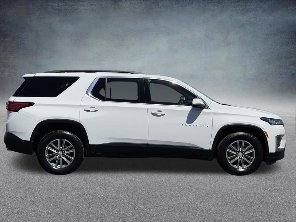 Used 2023 Chevrolet Traverse LT AWD/4WD image 3