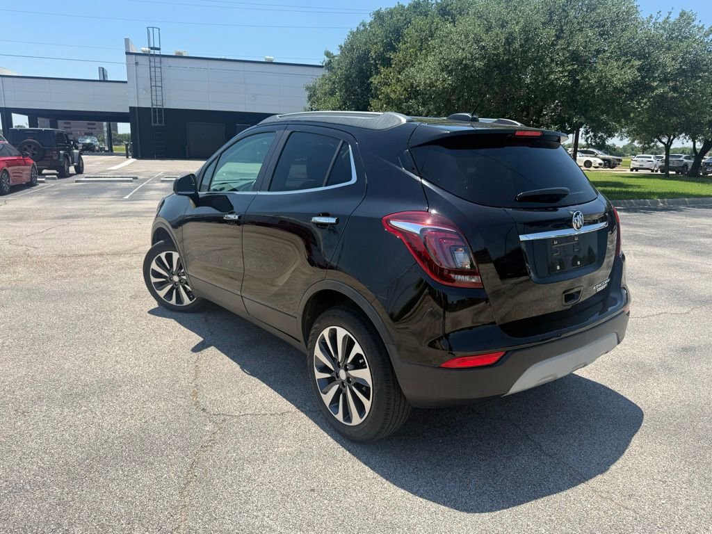 Used 2021 Buick Encore Preferred w/ Safety Package FWD image 4