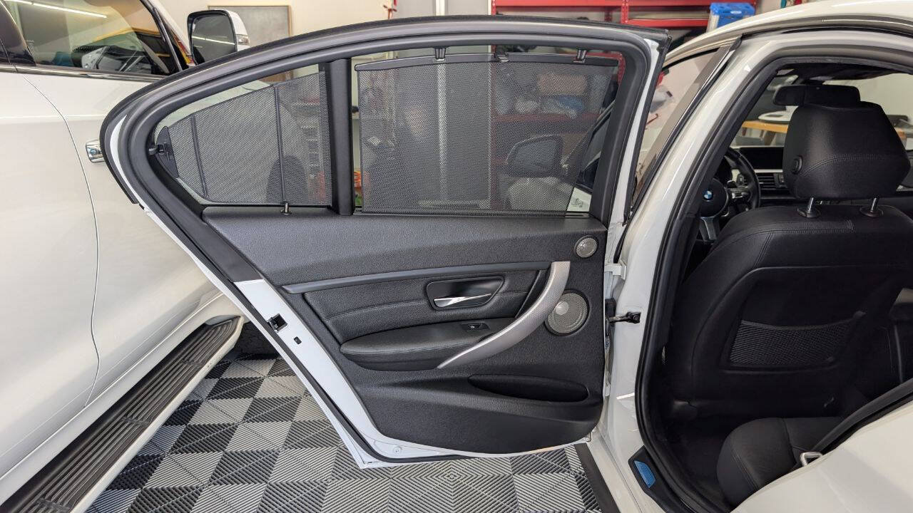 Used 2013 BMW 335i Sedan RWD image 20