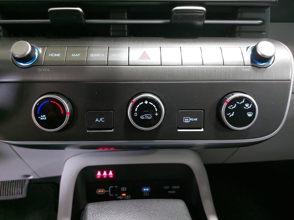 Certified 2024 Hyundai Kona SE image 20