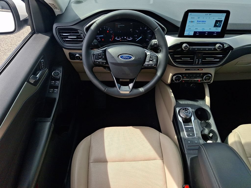 Used 2021 Ford Escape SEL FWD image 12