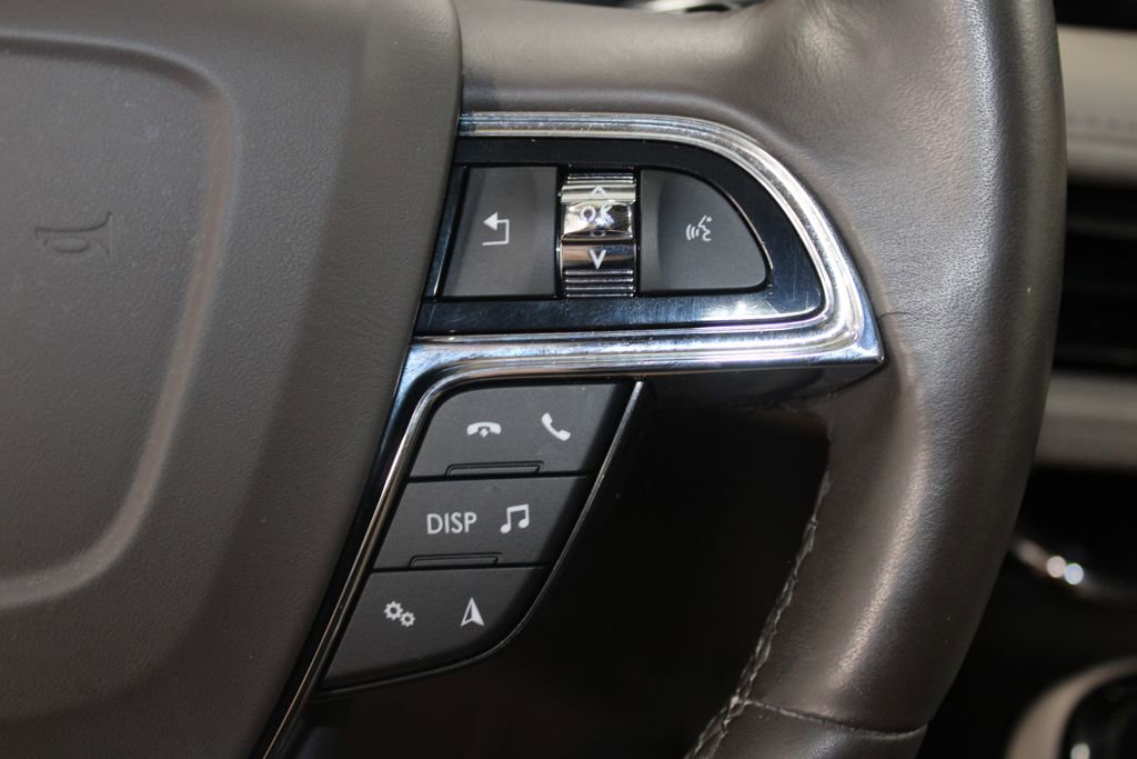 Used 2022 Lincoln Nautilus Reserve w/ Equipment Group 201A image 39