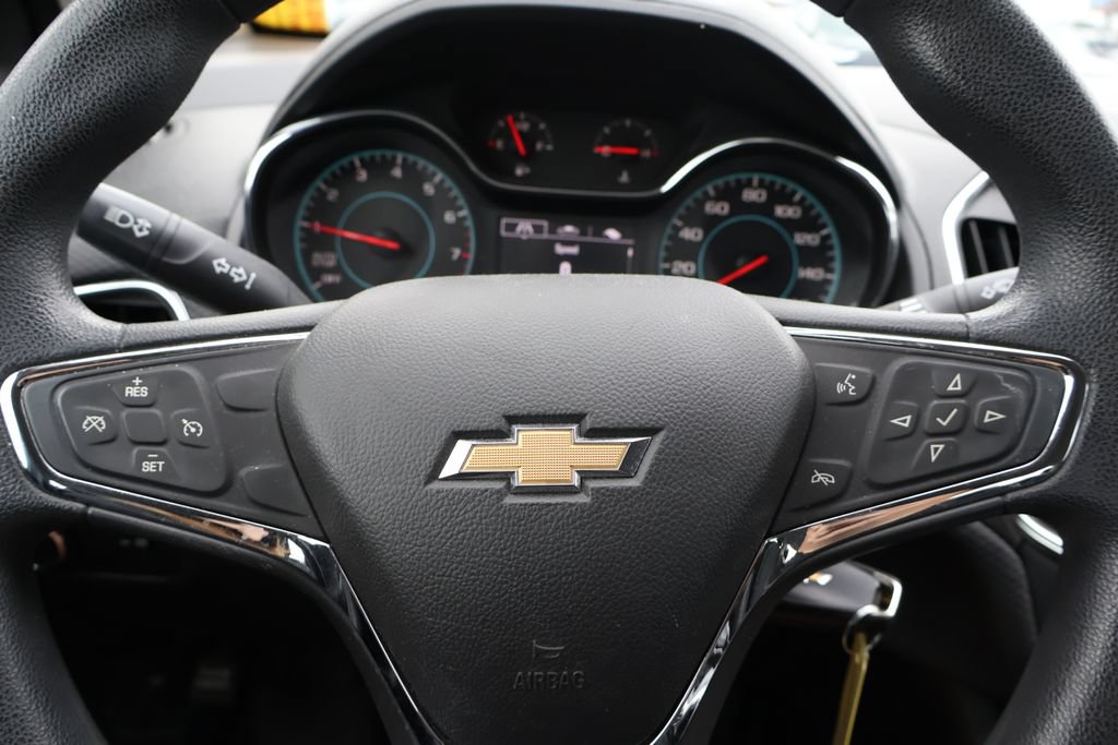 Used 2017 Chevrolet Cruze LT FWD image 15