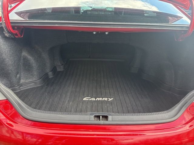 Used 2014 Toyota Camry SE image 23