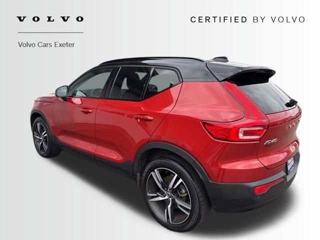 Certified 2022 Volvo XC40 T5 R-Design w/ Advanced Package image 7