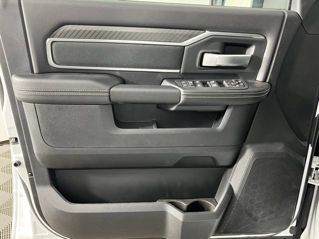 New 2026 RAM 2500 Big Horn AWD/4WD image 22