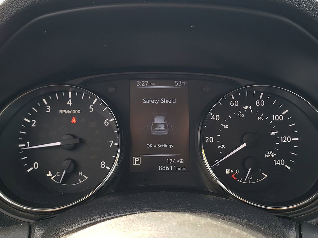 Used 2017 Nissan Rogue SV image 10