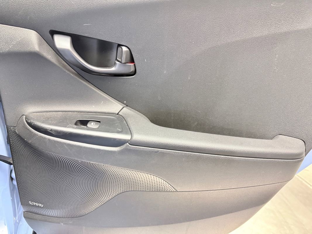 Used 2019 Hyundai Veloster N N image 16