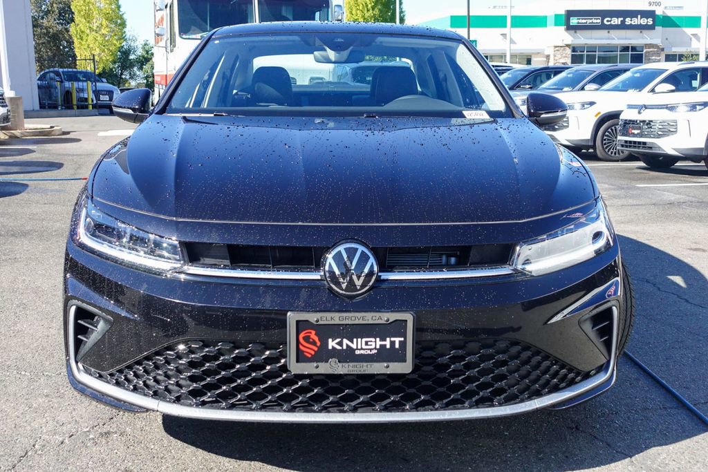 New 2025 Volkswagen Jetta SEL image 4