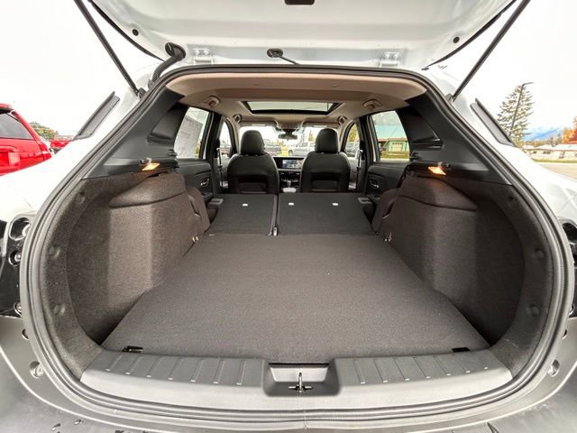 New 2025 Nissan Kicks SR w/ SR Premium Package image 37