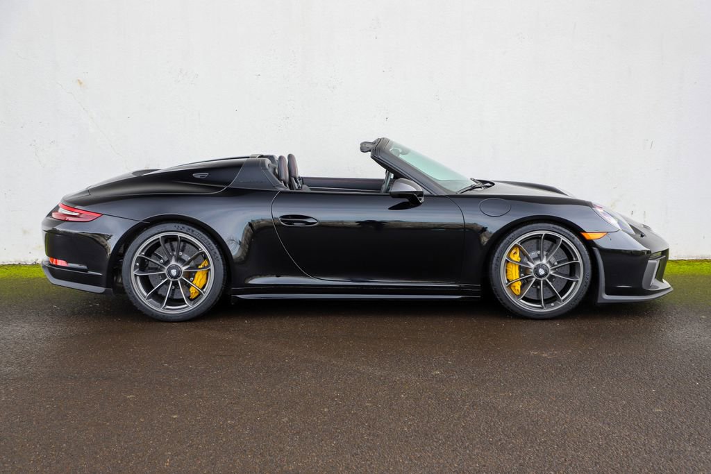 Used 2019 Porsche 911 Speedster image 3