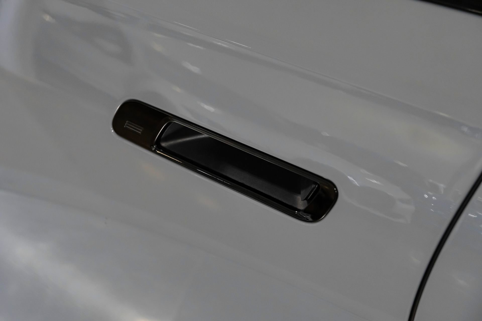 Used 2023 BMW 740i image 42