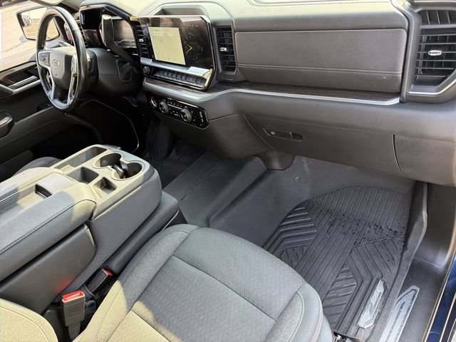 Used 2022 Chevrolet Silverado 1500 RST AWD/4WD image 31