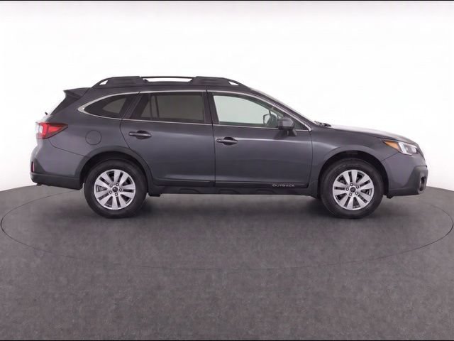 Used 2017 Subaru Outback 2.5i Premium AWD/4WD image 8
