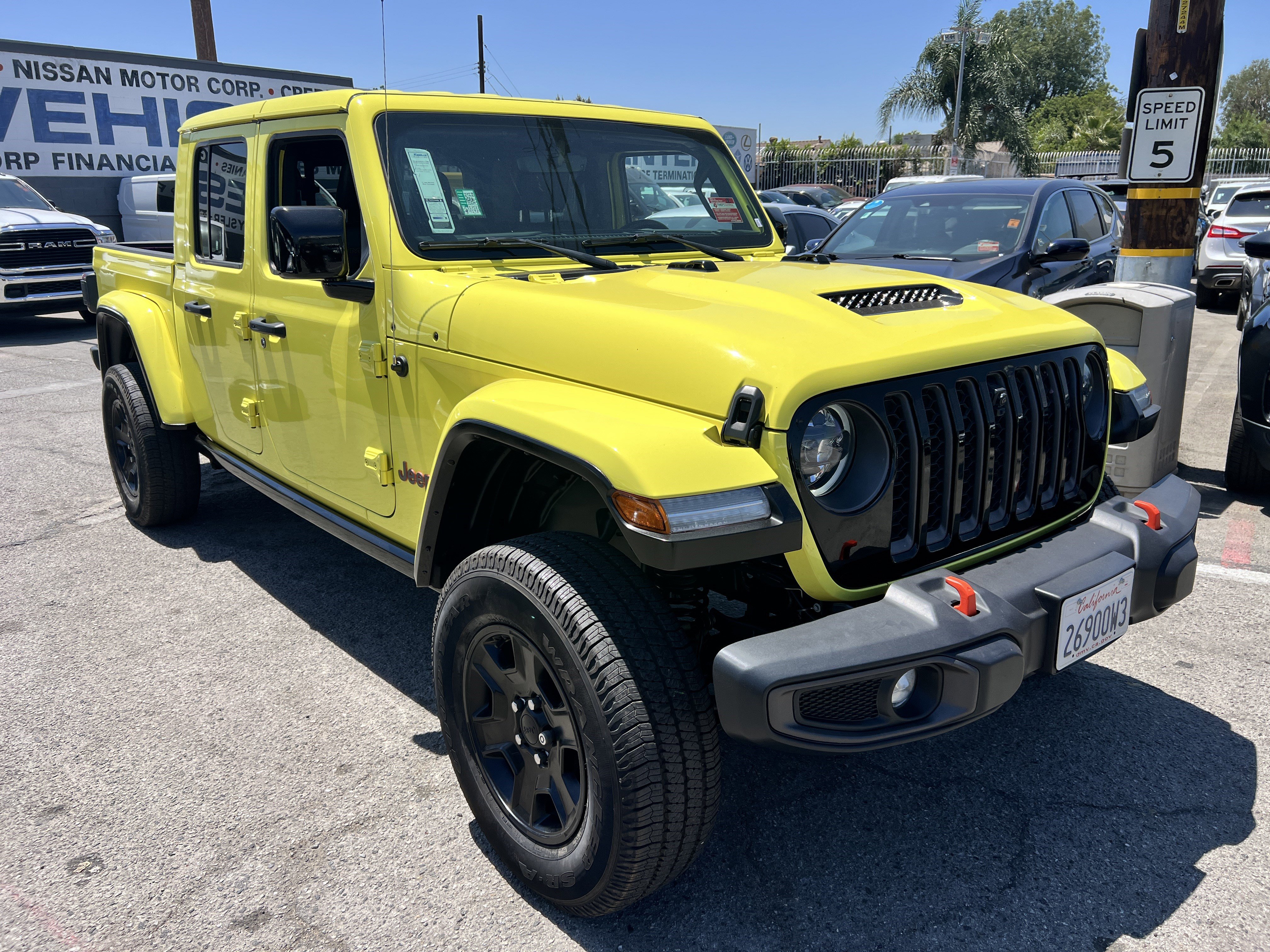 Used 2023 Jeep Gladiator Mojave w/ LED Lighting Group image 7