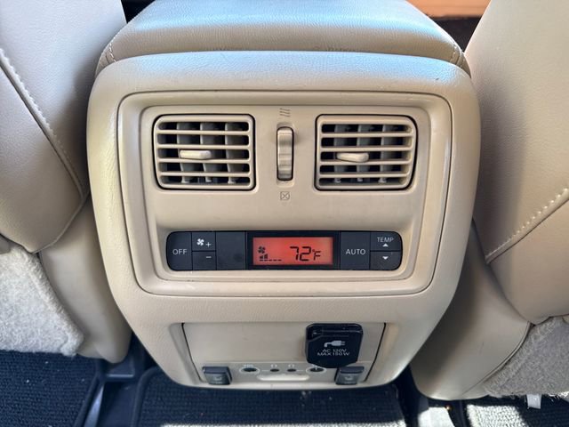 Used 2016 Nissan Pathfinder Platinum w/ Family Entertainment Package FWD image 22
