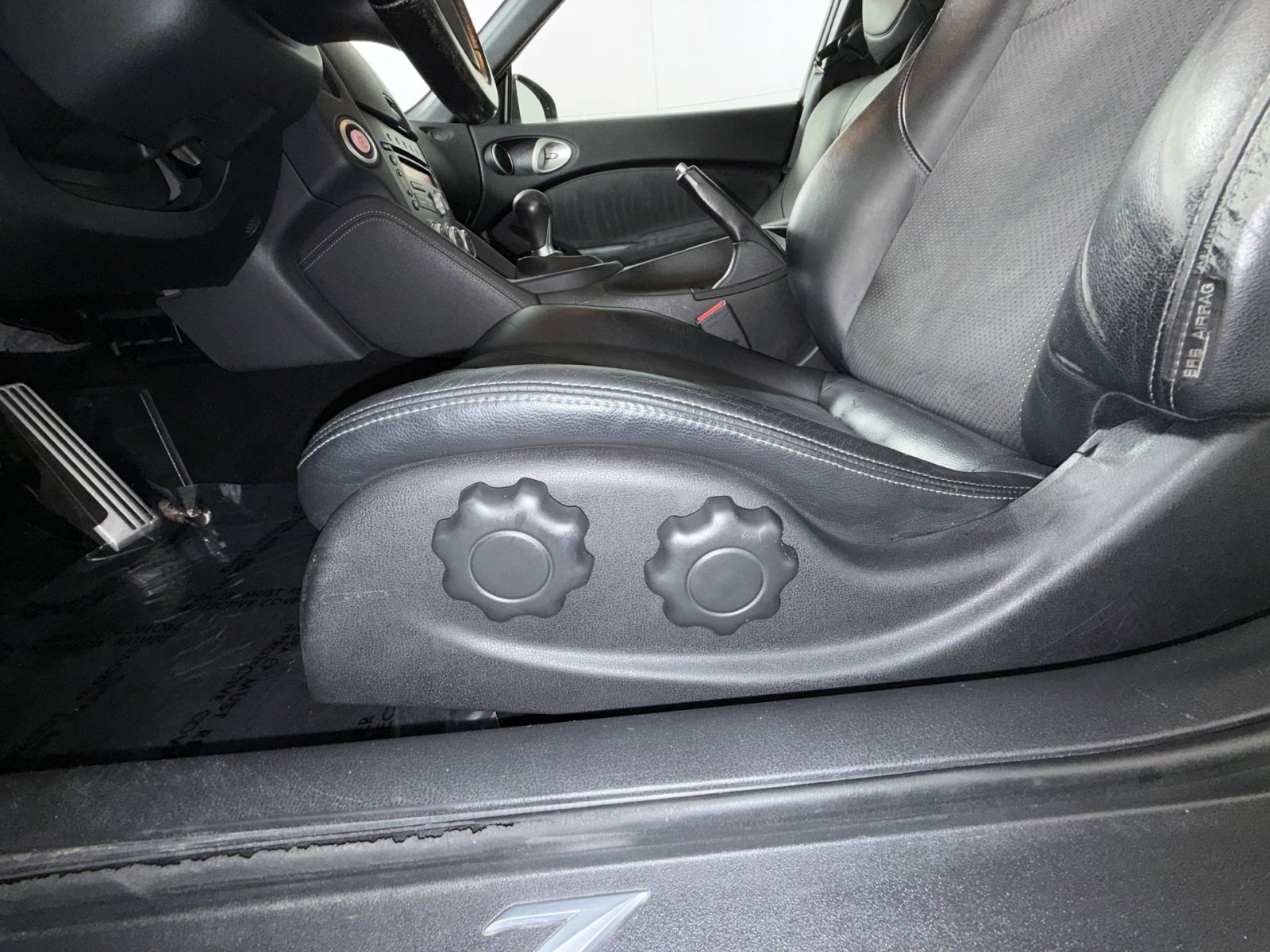 Used 2013 Nissan 370Z Touring w/ Sport Pkg RWD image 14