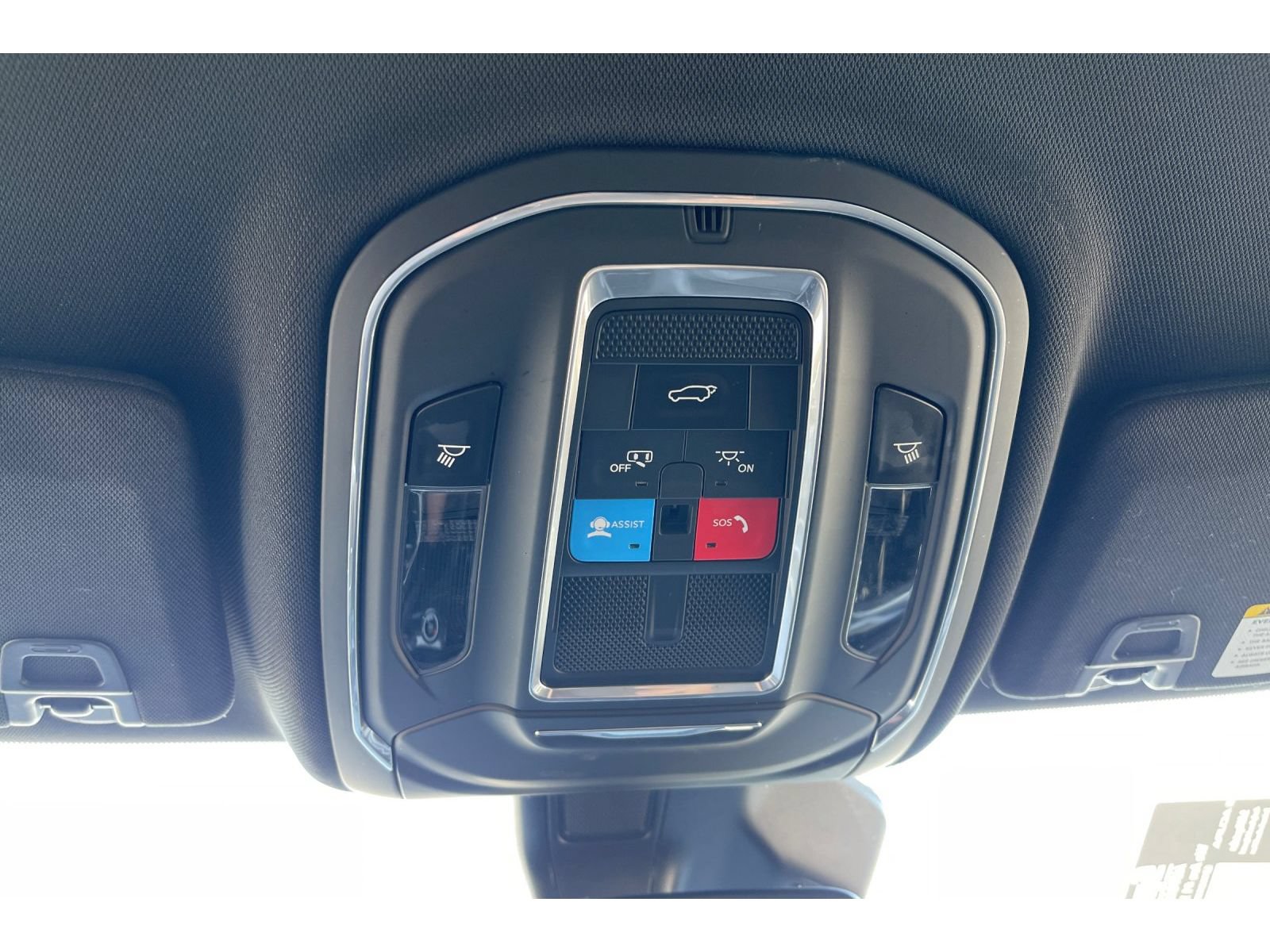 Used 2022 Jeep Grand Cherokee L Laredo RWD image 24
