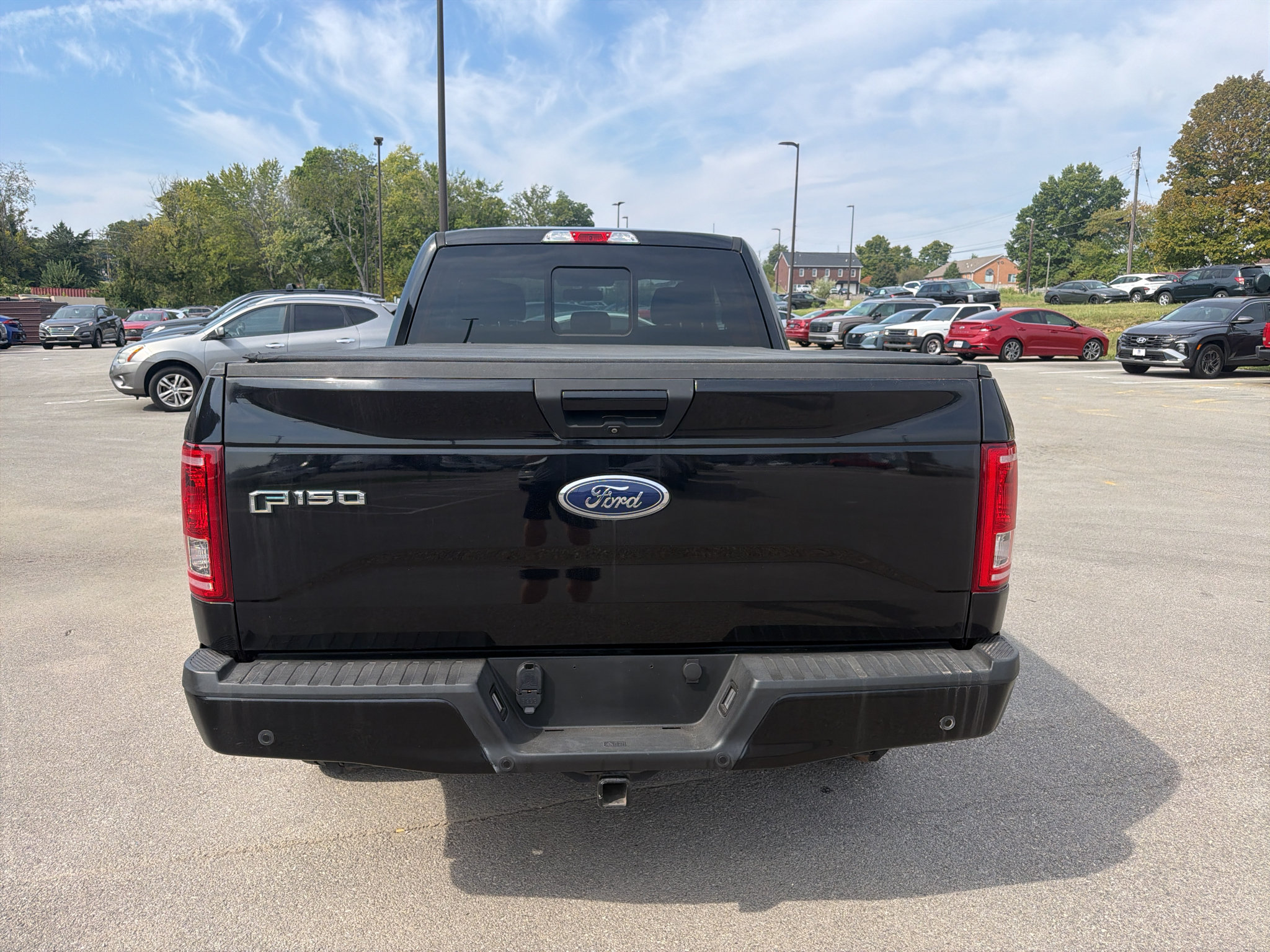 Used 2017 Ford F150 XLT w/ Equipment Group 302A Luxury AWD/4WD image 4