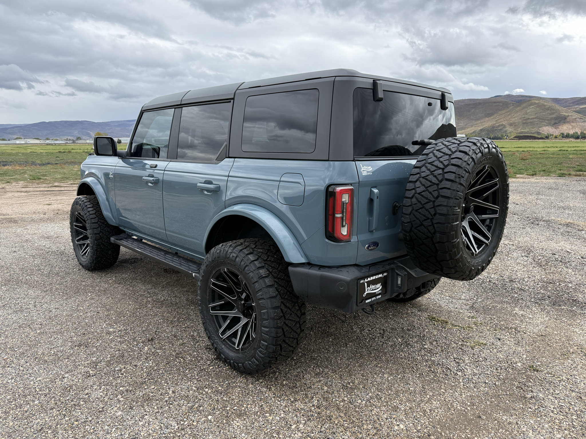 Used 2021 Ford Bronco Outer Banks AWD/4WD image 5