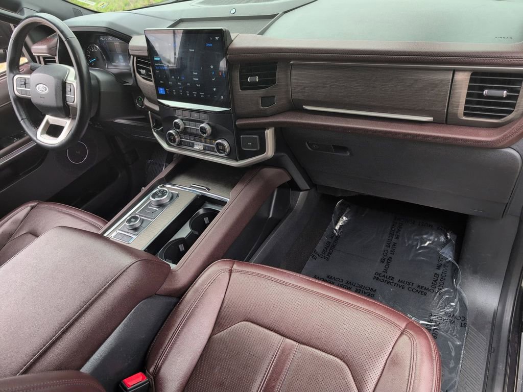 Used 2024 Ford Expedition Limited AWD/4WD image 33