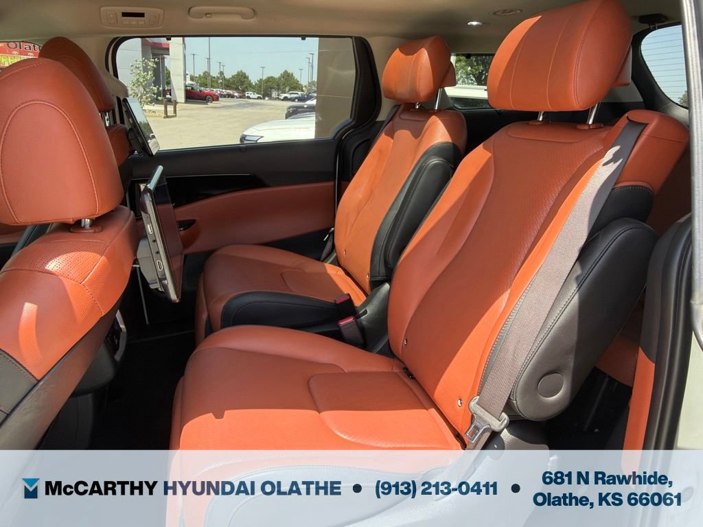 Used 2022 Kia Carnival SX Prestige FWD image 5