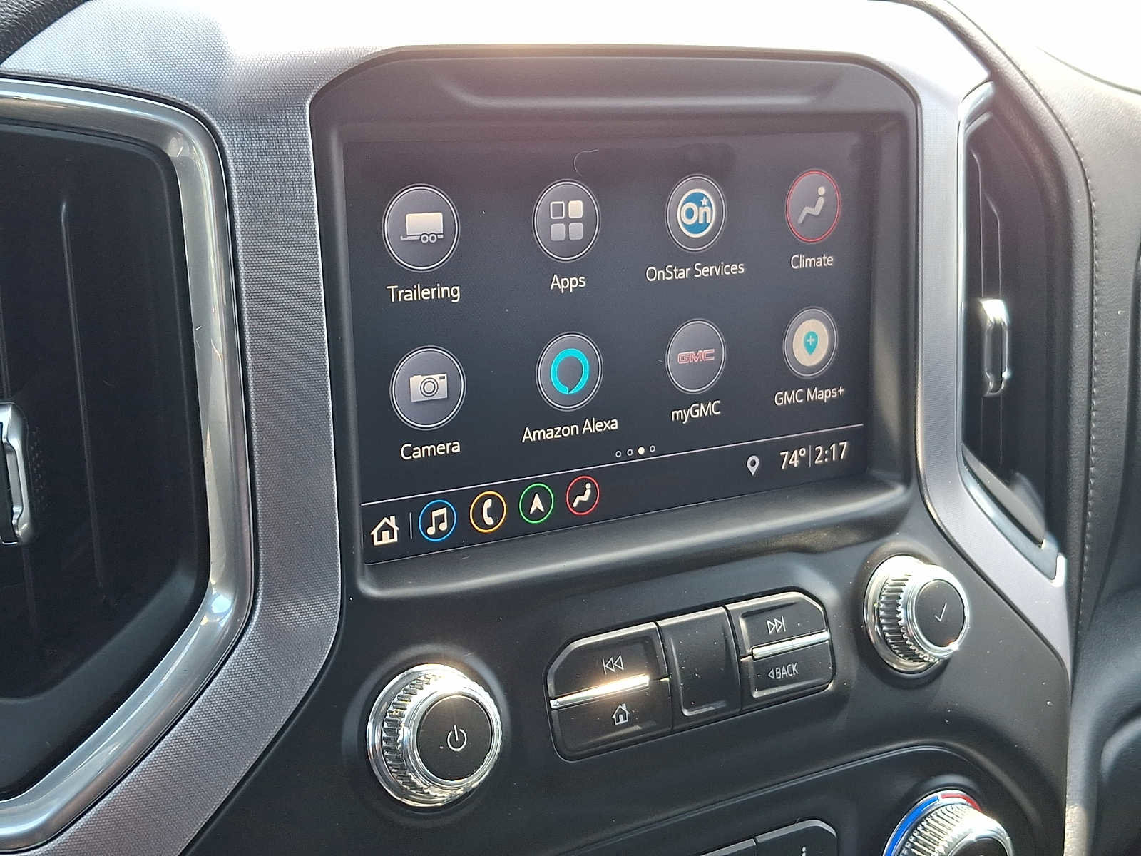 Used 2019 GMC Sierra 1500 SLT w/ SLT Premium Plus Package AWD/4WD image 28