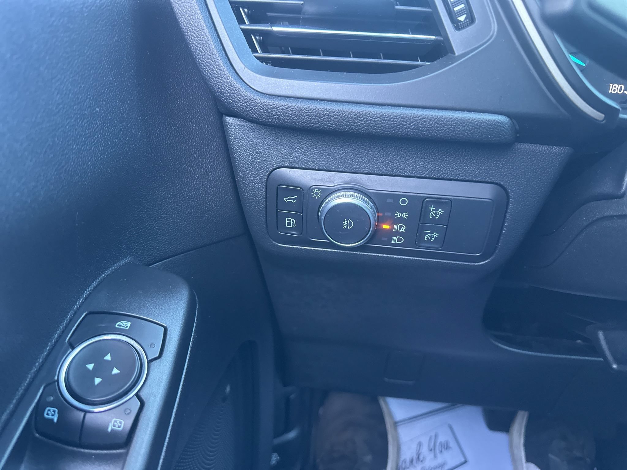 Used 2022 Ford Escape SEL AWD/4WD image 19
