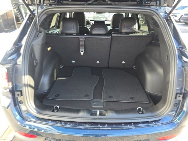 New 2026 Jeep Compass Limited image 25