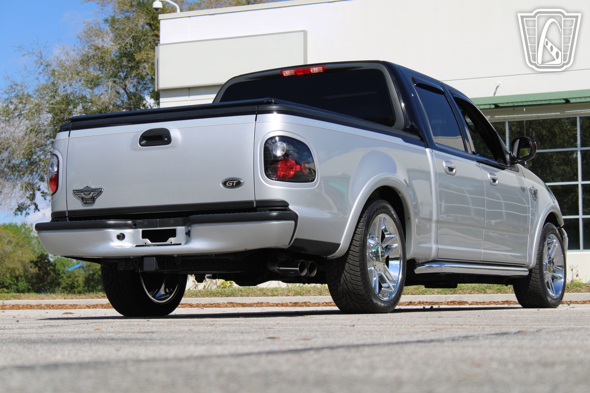 Used 2003 Ford F150 Harley-Davidson RWD image 8