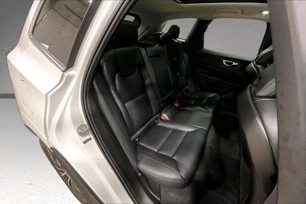 Certified 2023 Volvo XC60 B5 Plus w/ Climate Package AWD/4WD image 25