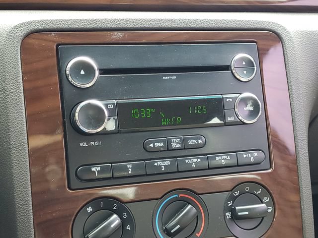 Used 2008 Ford Taurus SEL FWD image 19