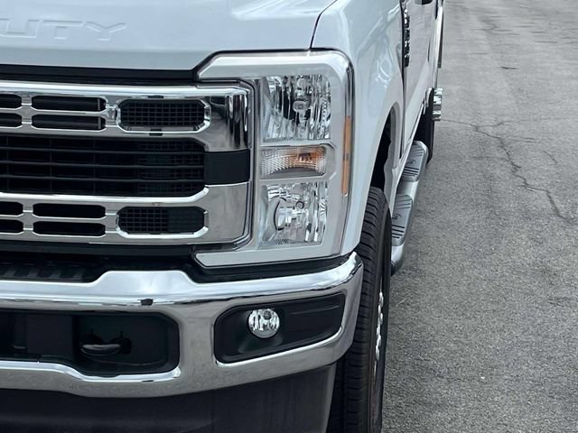 New 2026 Ford F350 XLT AWD/4WD image 9