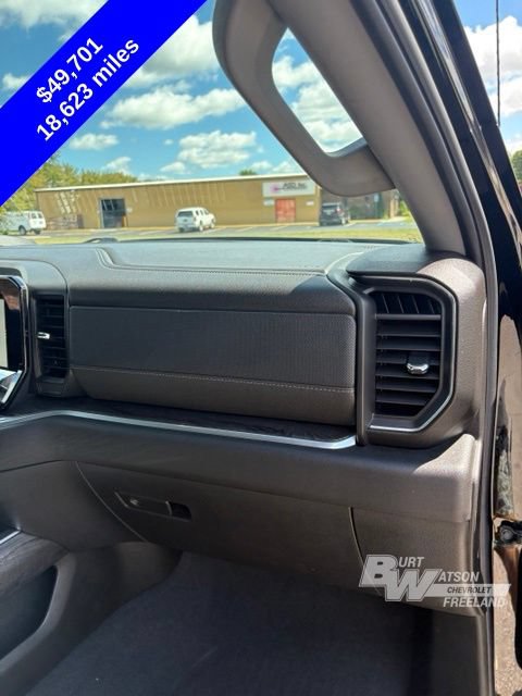 Used 2025 Chevrolet Silverado 1500 LTZ AWD/4WD image 33