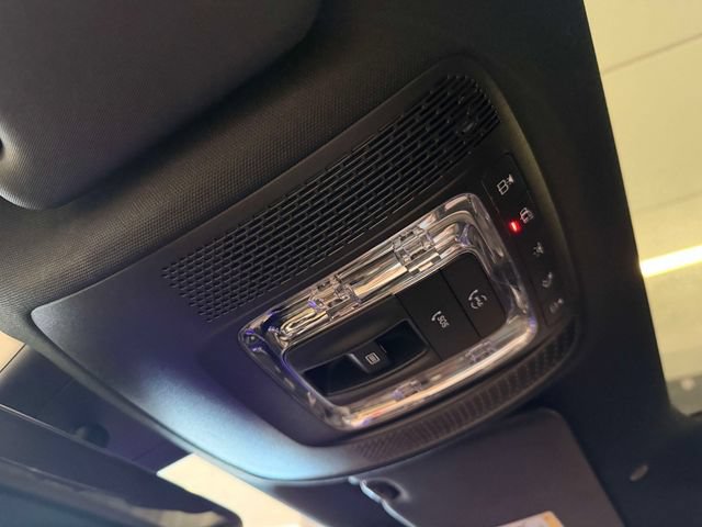 Certified 2022 Mercedes-Benz CLA 250 4MATIC image 32