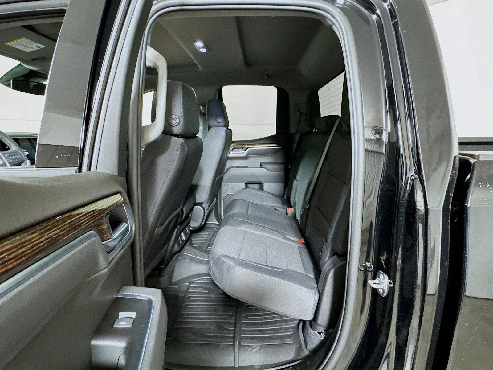 New 2026 GMC Sierra 1500 Elevation w/ Elevation Select Package AWD/4WD image 13