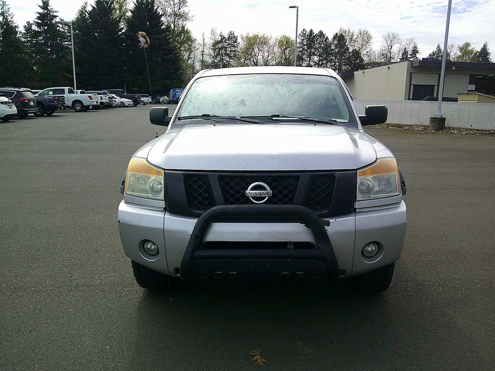 Used 2014 Nissan Titan S image 8